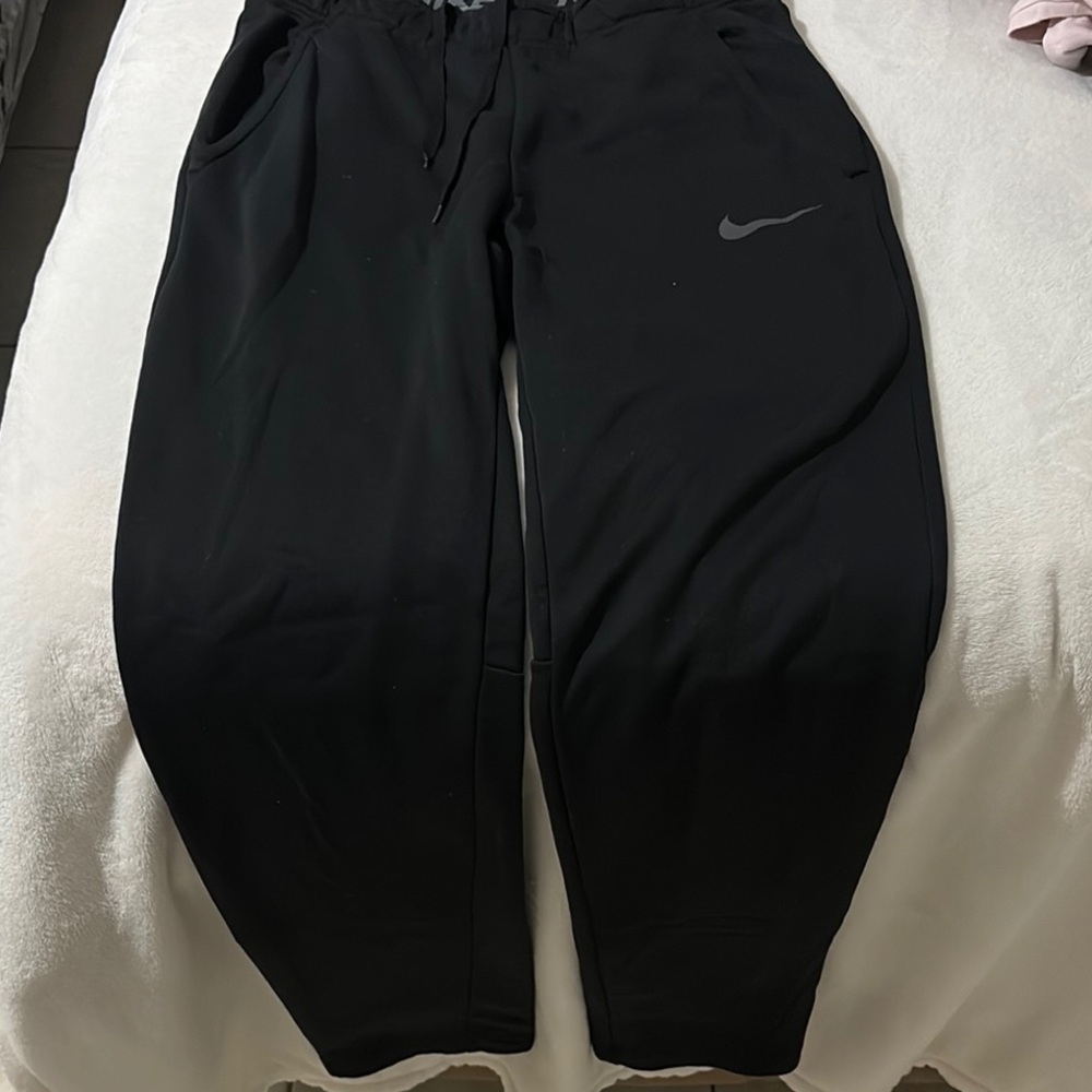 Nike Black Sweatpants with Tapered Leg Design